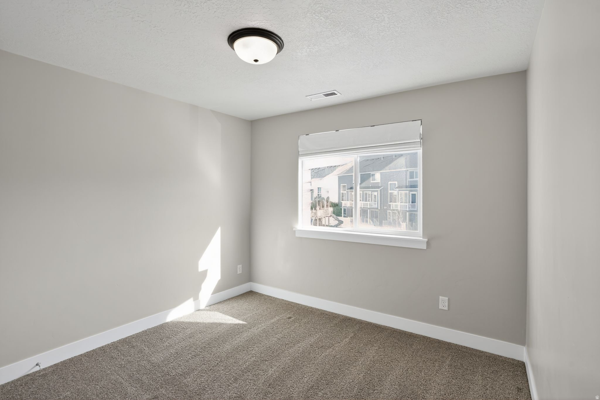 IRON HORSE TOWNHOMES - Residential