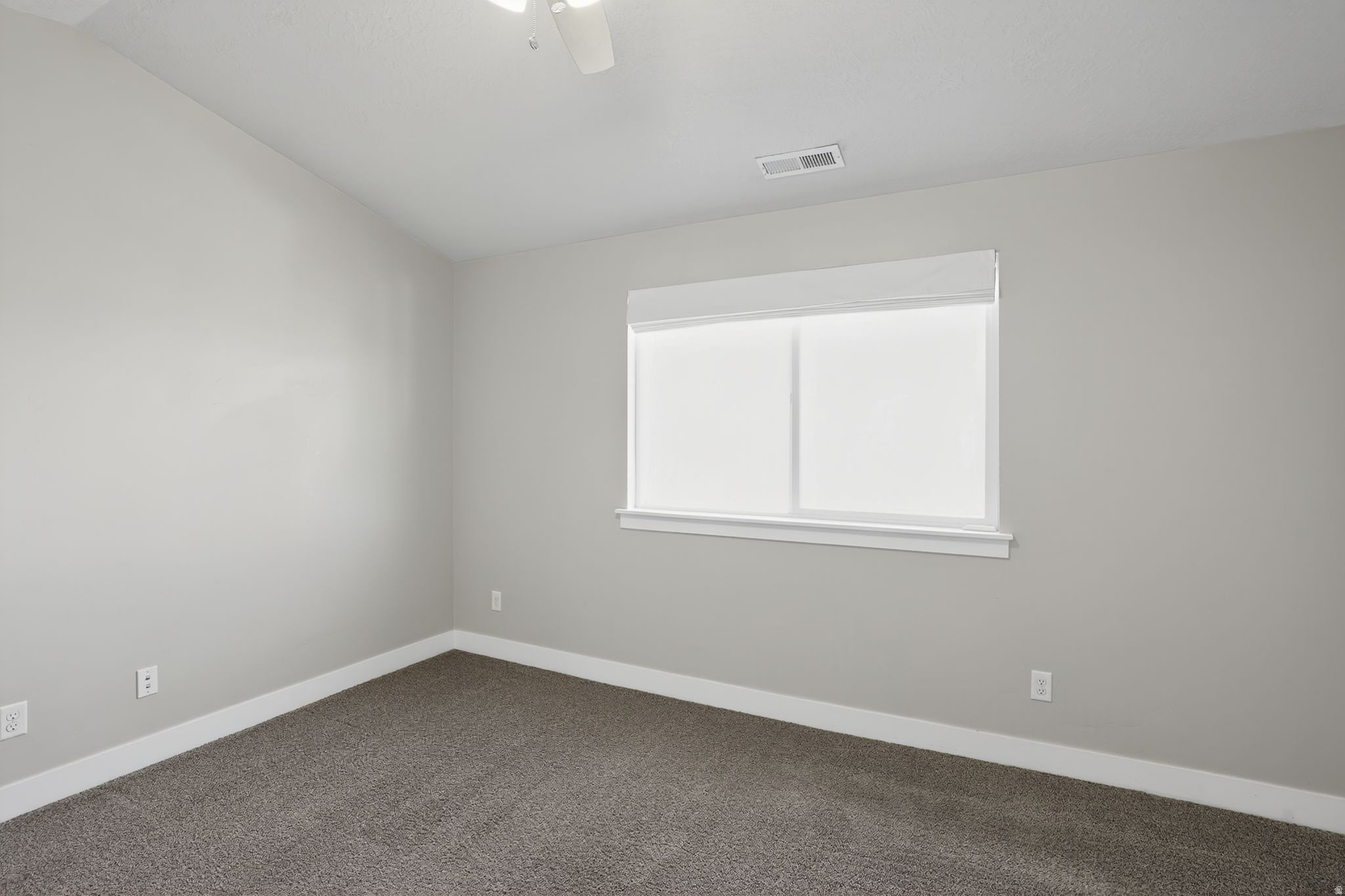 IRON HORSE TOWNHOMES - Residential