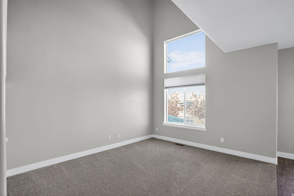 Photo of 15392 S TARAWA DR, Bluffdale, UT 84065 (MLS # 2120696)