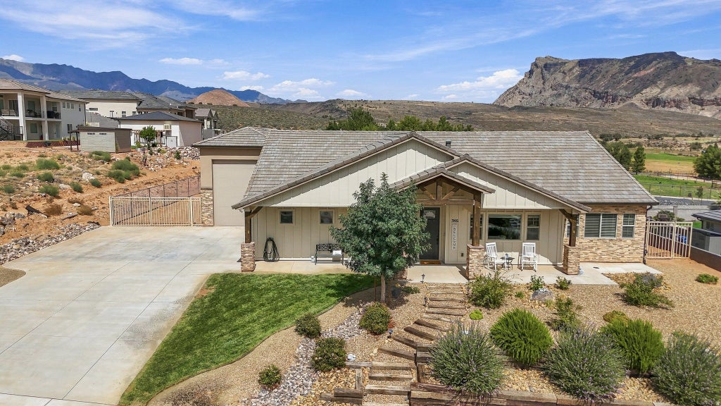 Photo of 346 W CENTER ST, Toquerville, UT 84774 (MLS # 2186670)