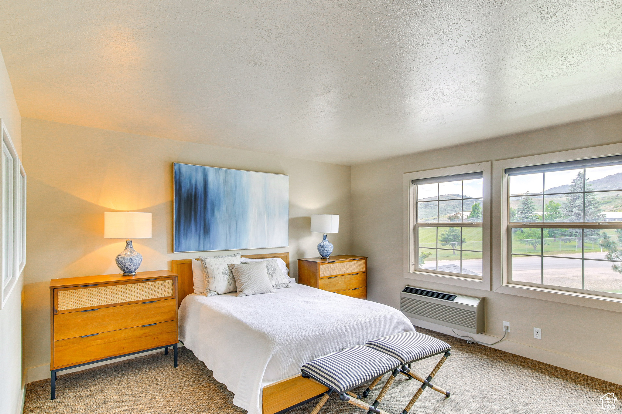 FOOTHILL ESTATE - Residential