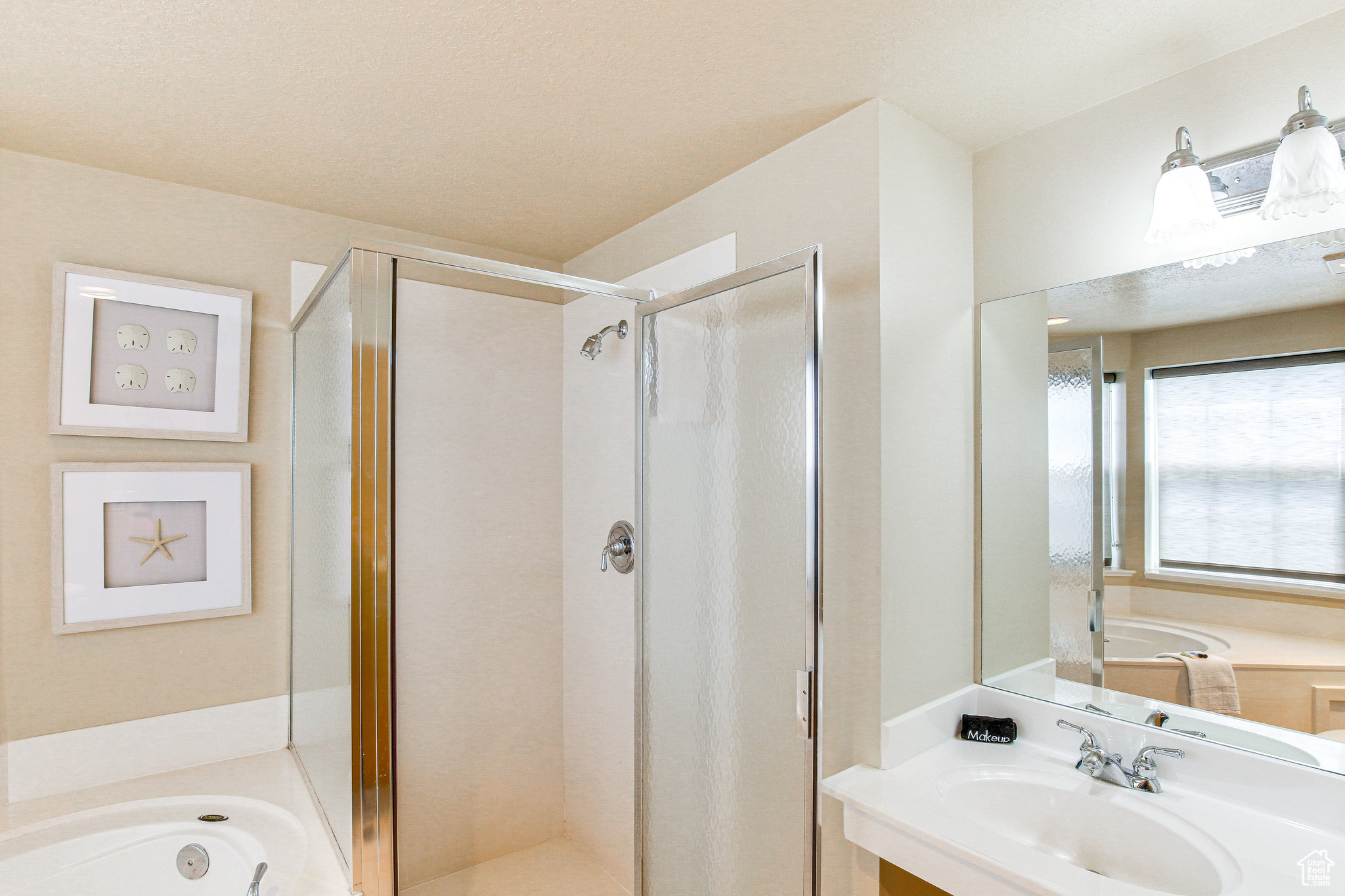 FOOTHILL ESTATE - Residential