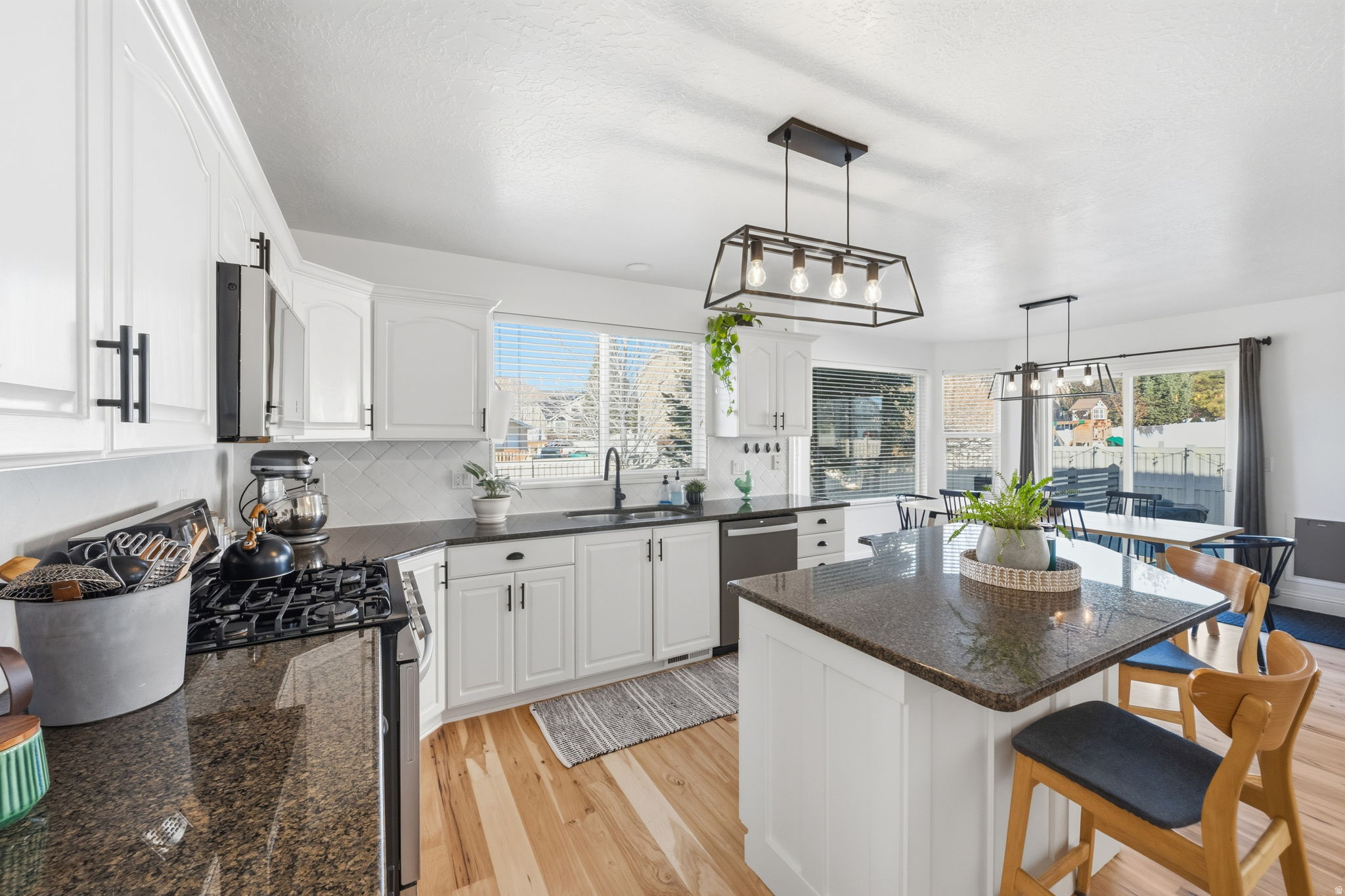 EAGLE POINT - Residential