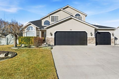 Tiny photo for 398 W 2660 N, Lehi, UT 84043 (MLS # 2137035)