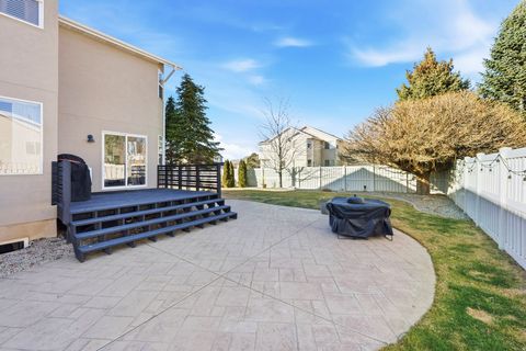 Tiny photo for 398 W 2660 N, Lehi, UT 84043 (MLS # 2137035)