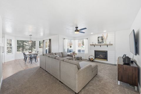 Tiny photo for 398 W 2660 N, Lehi, UT 84043 (MLS # 2137035)