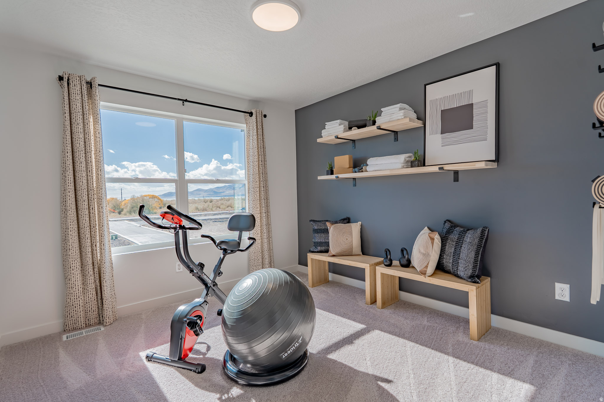 HIGHLINE AT AMERICAN FORK - Residential