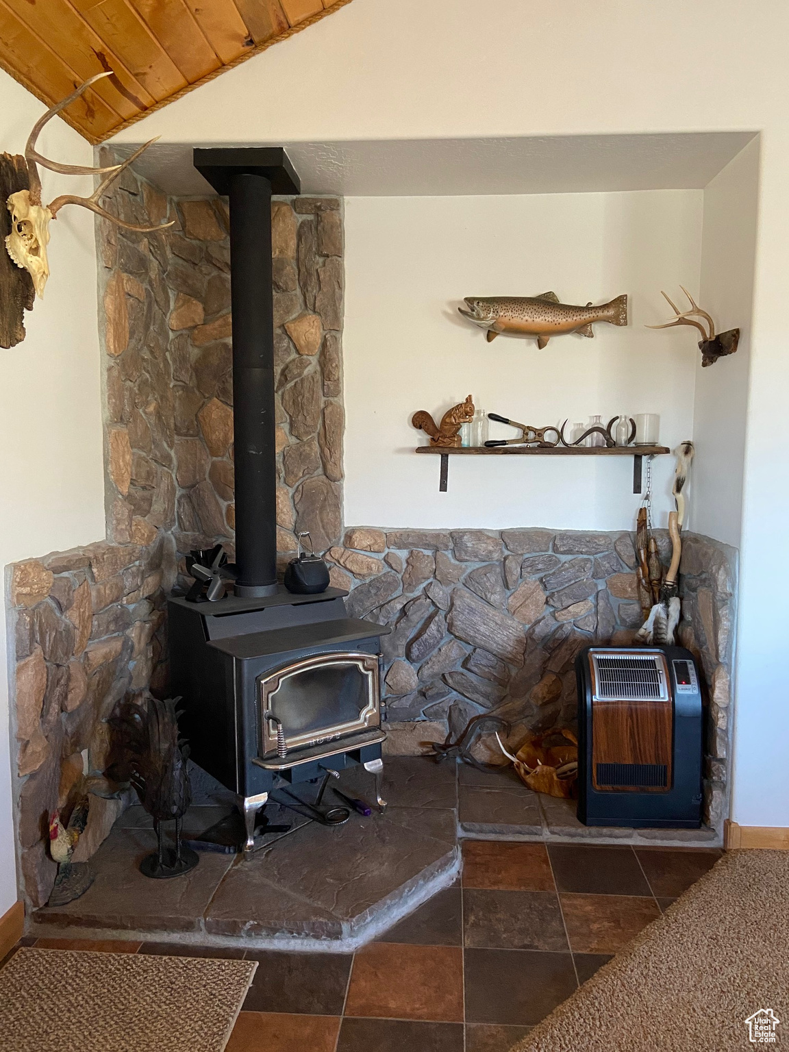 865 S Black Canyon Rd, Antimony, Utah image 15