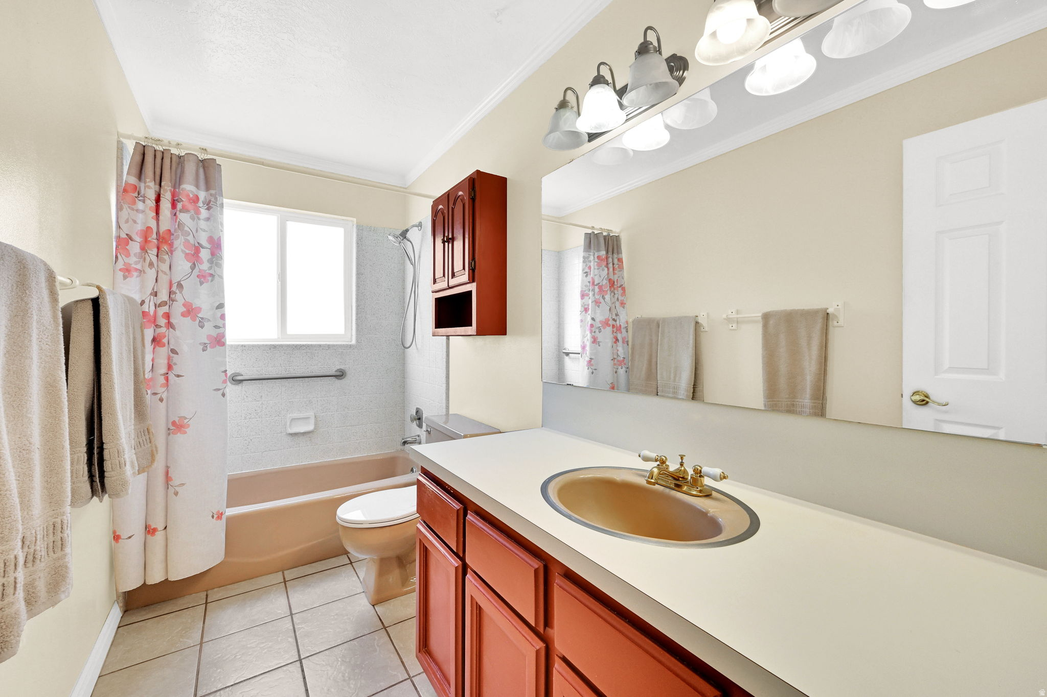 MAPLE ACRES - Residential