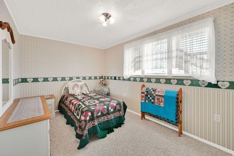 Tiny photo for 437 E 1200 N, Layton, UT 84041 (MLS # 2147682)