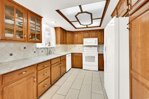 Tiny photo for 437 E 1200 N, Layton, UT 84041 (MLS # 2147682)