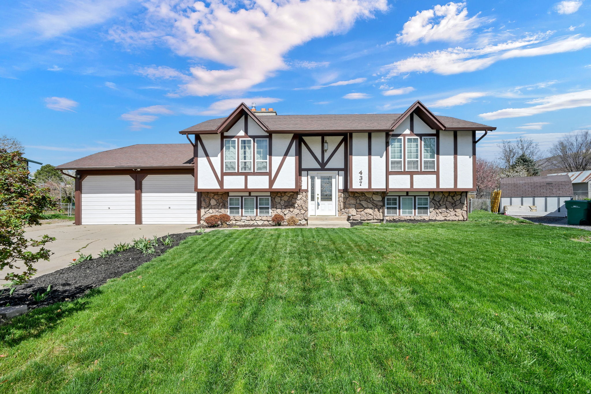 MAPLE ACRES - Residential