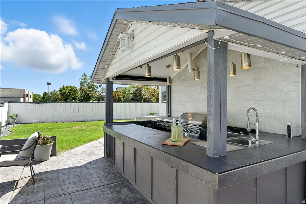 WESTPOINTE - Residential