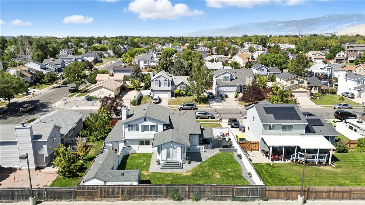 WESTPOINTE - Residential