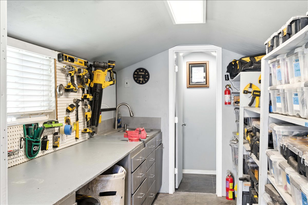 WESTPOINTE - Residential