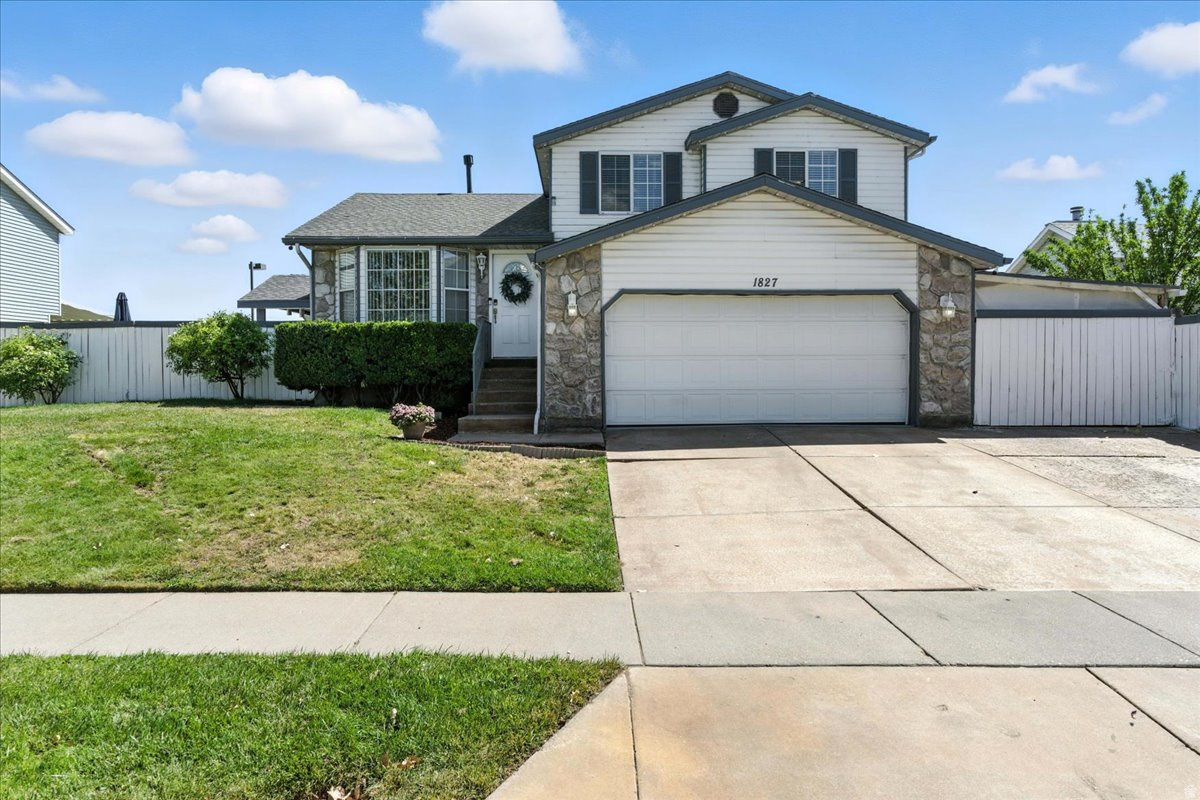 WESTPOINTE - Residential