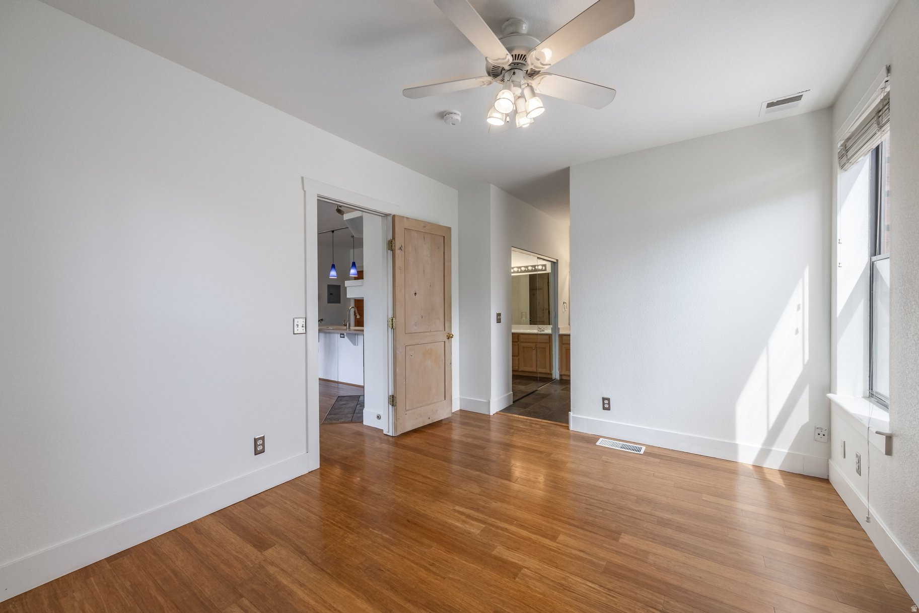 PINEBROOK POINTE CONDOMINIUMS - Residential
