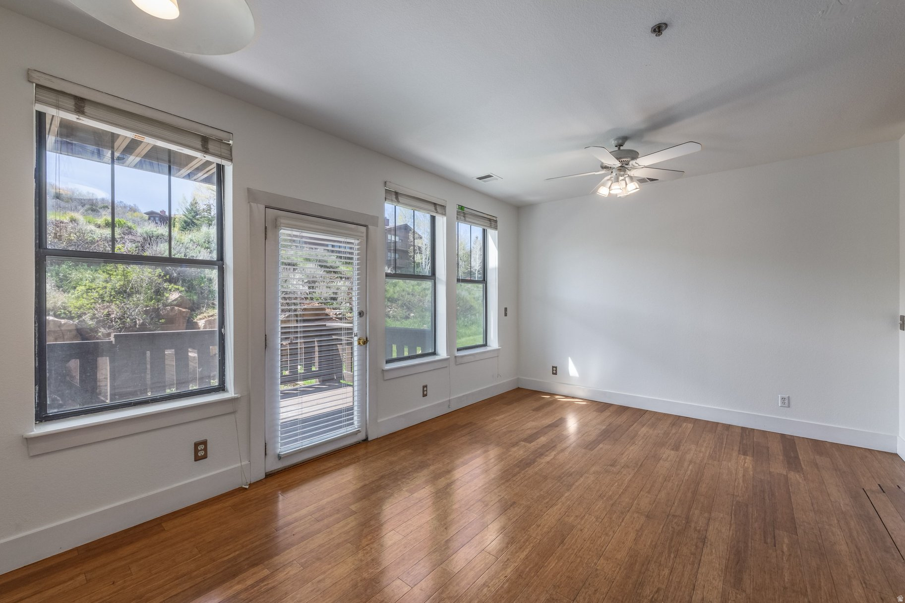 PINEBROOK POINTE CONDOMINIUMS - Residential