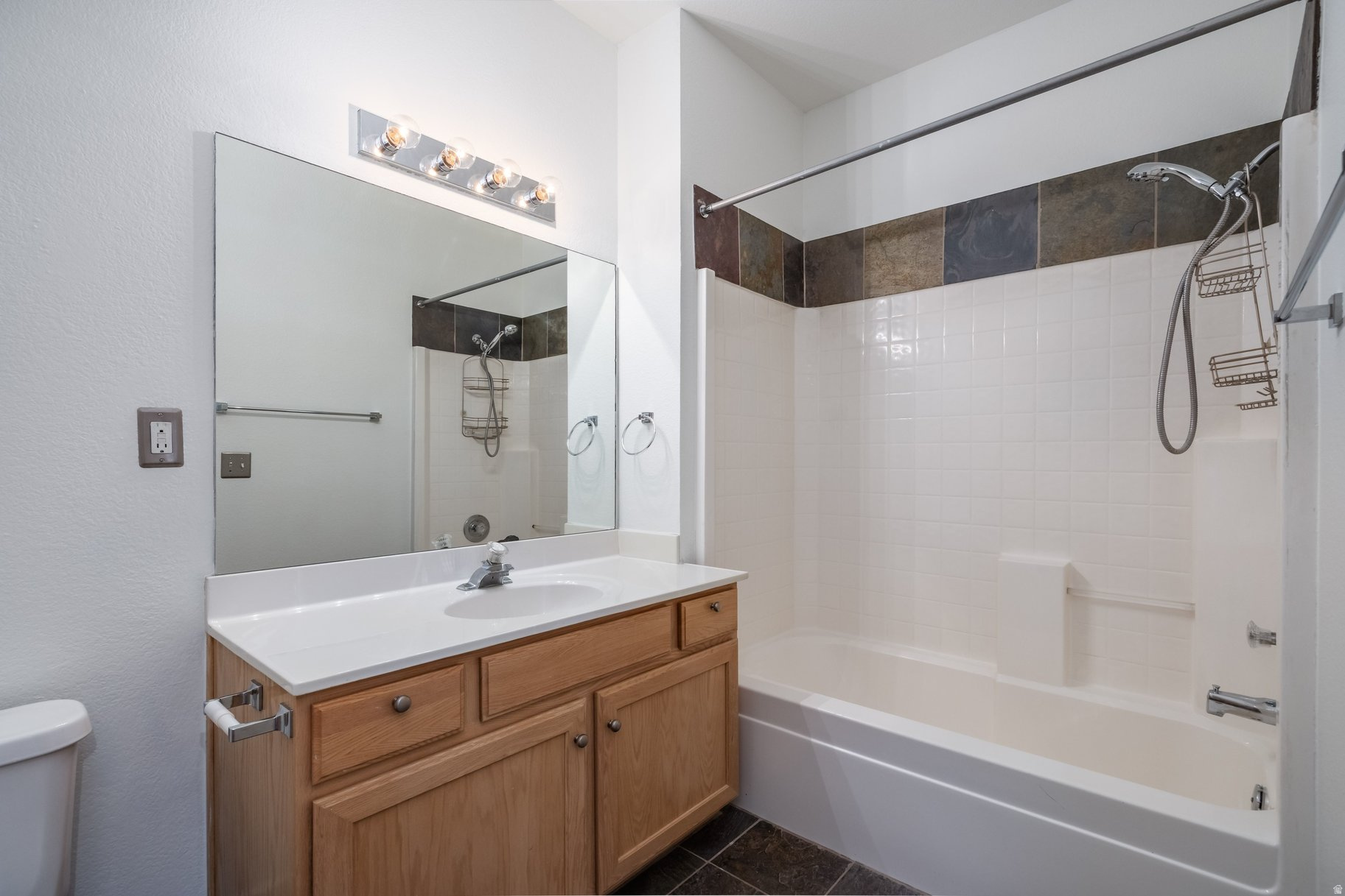 PINEBROOK POINTE CONDOMINIUMS - Residential