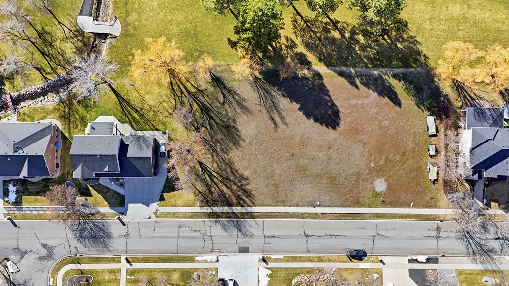 Photo of 125 FAIRWAY DR, Smithfield, UT 84335 (MLS # 2139884)