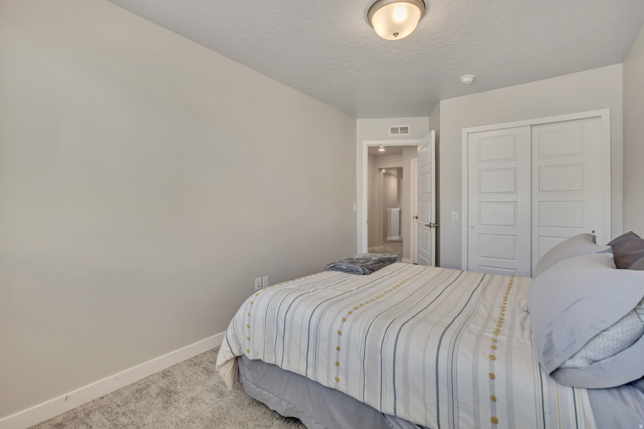 HOLBROOK FARMS - Residential