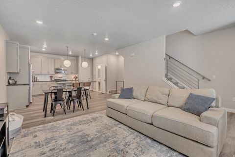 Tiny photo for 4277 W DIXON WAY, Lehi, UT 84048 (MLS # 2150940)