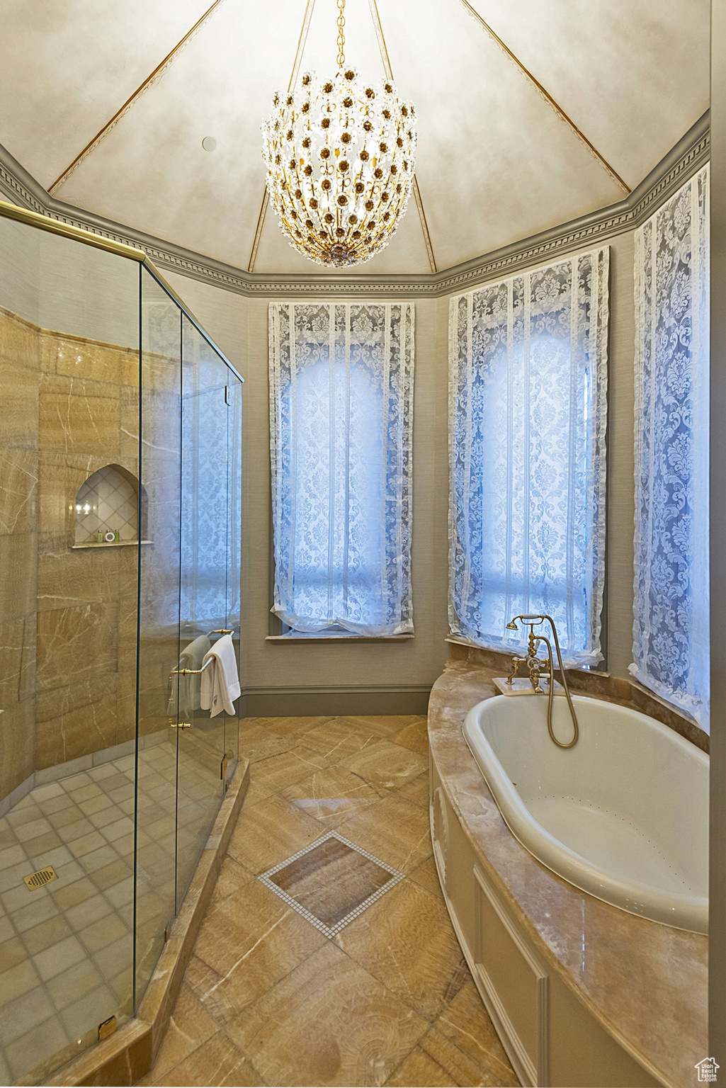 Park City, Utah 84060, United States, 5 Bedrooms Bedrooms, ,7 BathroomsBathrooms,Residential,Pending,138142