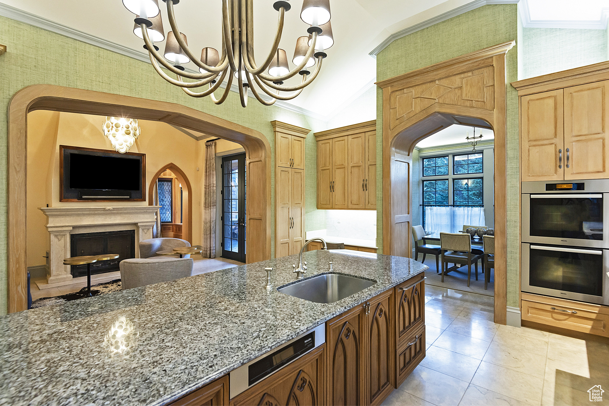 Park City, Utah 84060, United States, 5 Bedrooms Bedrooms, ,7 BathroomsBathrooms,Residential,Pending,138142