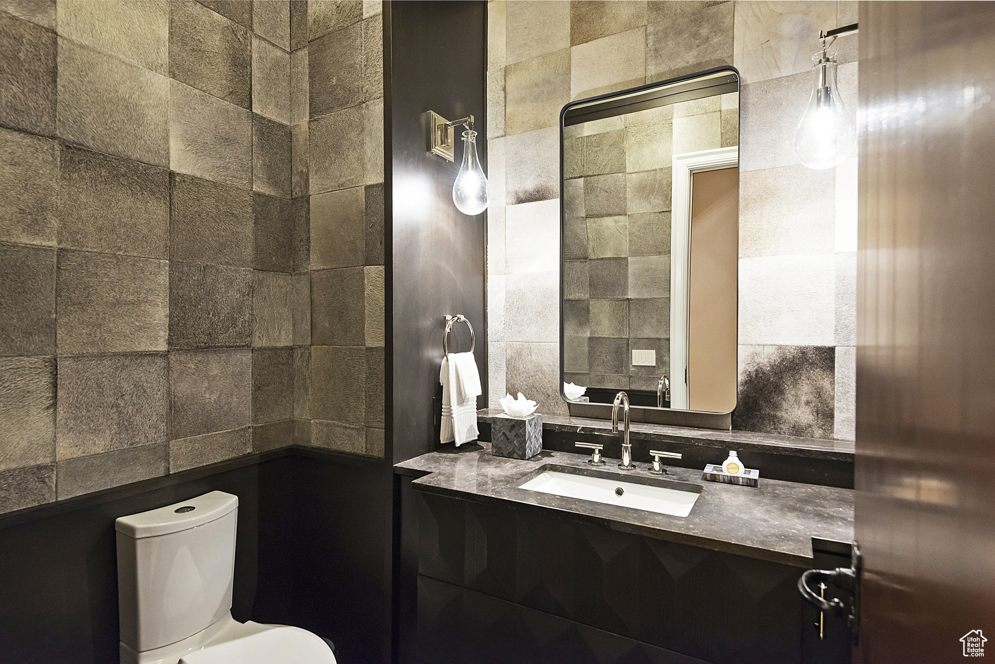 Park City, Utah 84060, United States, 5 Bedrooms Bedrooms, ,7 BathroomsBathrooms,Residential,Pending,138142