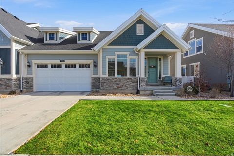 Photo of 2326 N PENSTEMON WAY W, Lehi, UT 84048 (MLS # 2124869)
