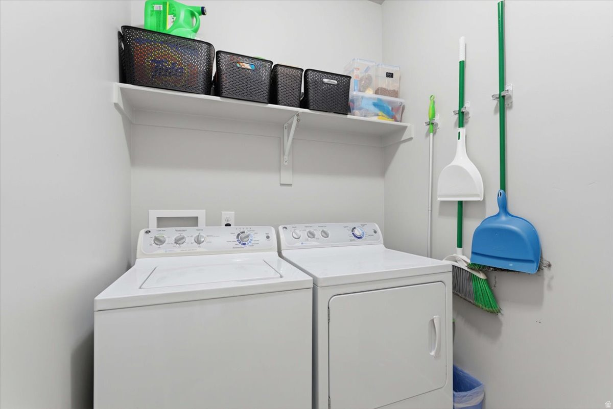 HOLBROOK FARMS - Residential Income