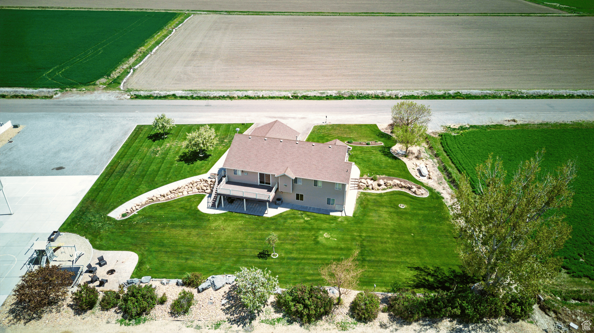 10285 N 7600, Tremonton, Utah image 39
