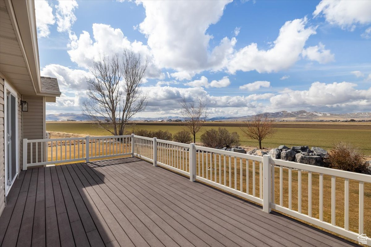 10285 N 7600, Tremonton, Utah image 24