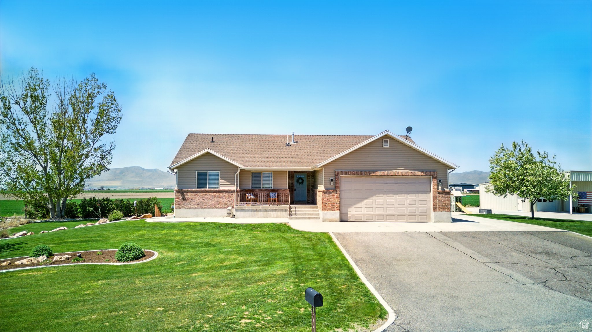 10285 N 7600, Tremonton, Utah image 2