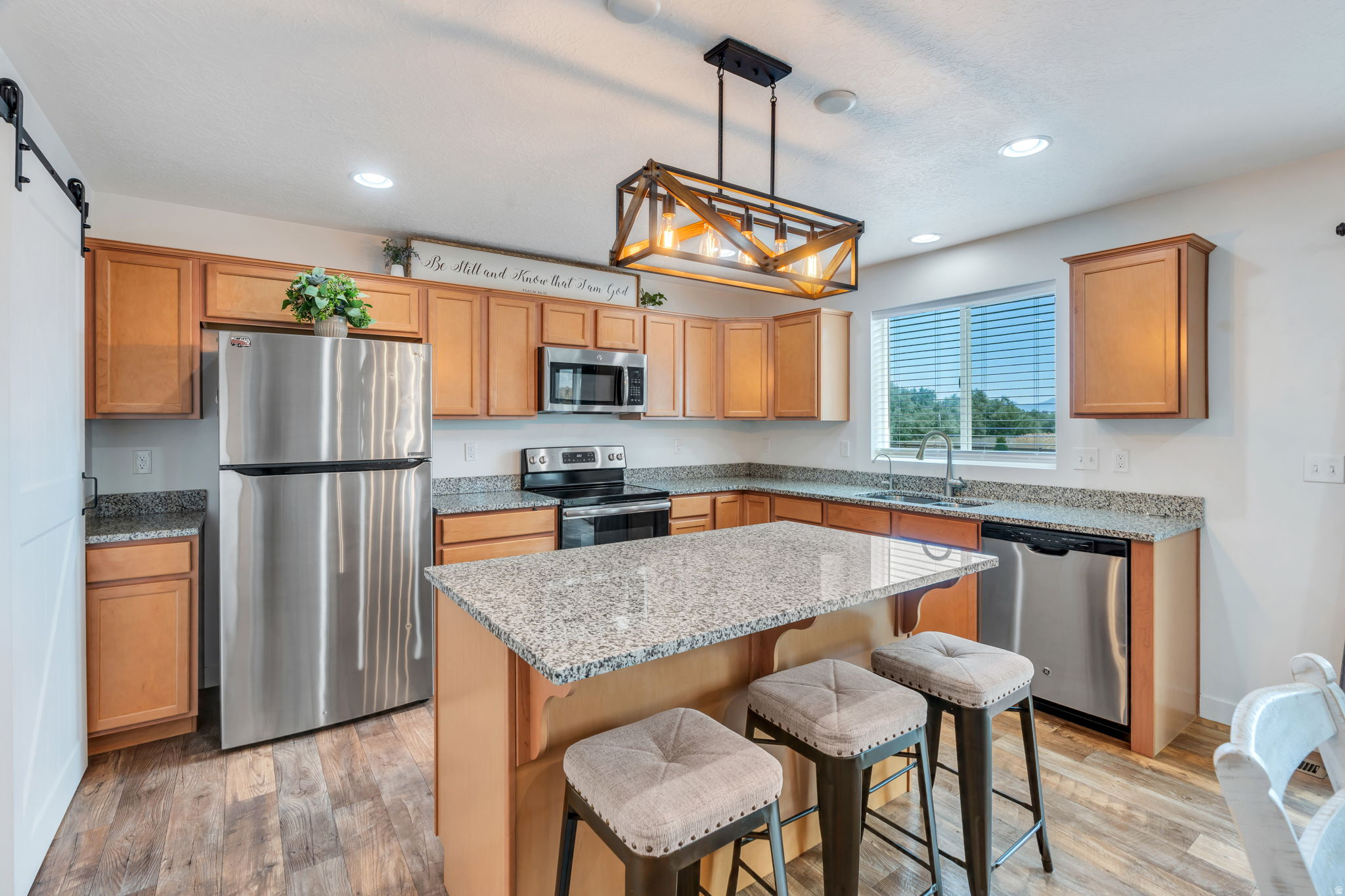 CASCADE AT WATERS EDGE - Residential