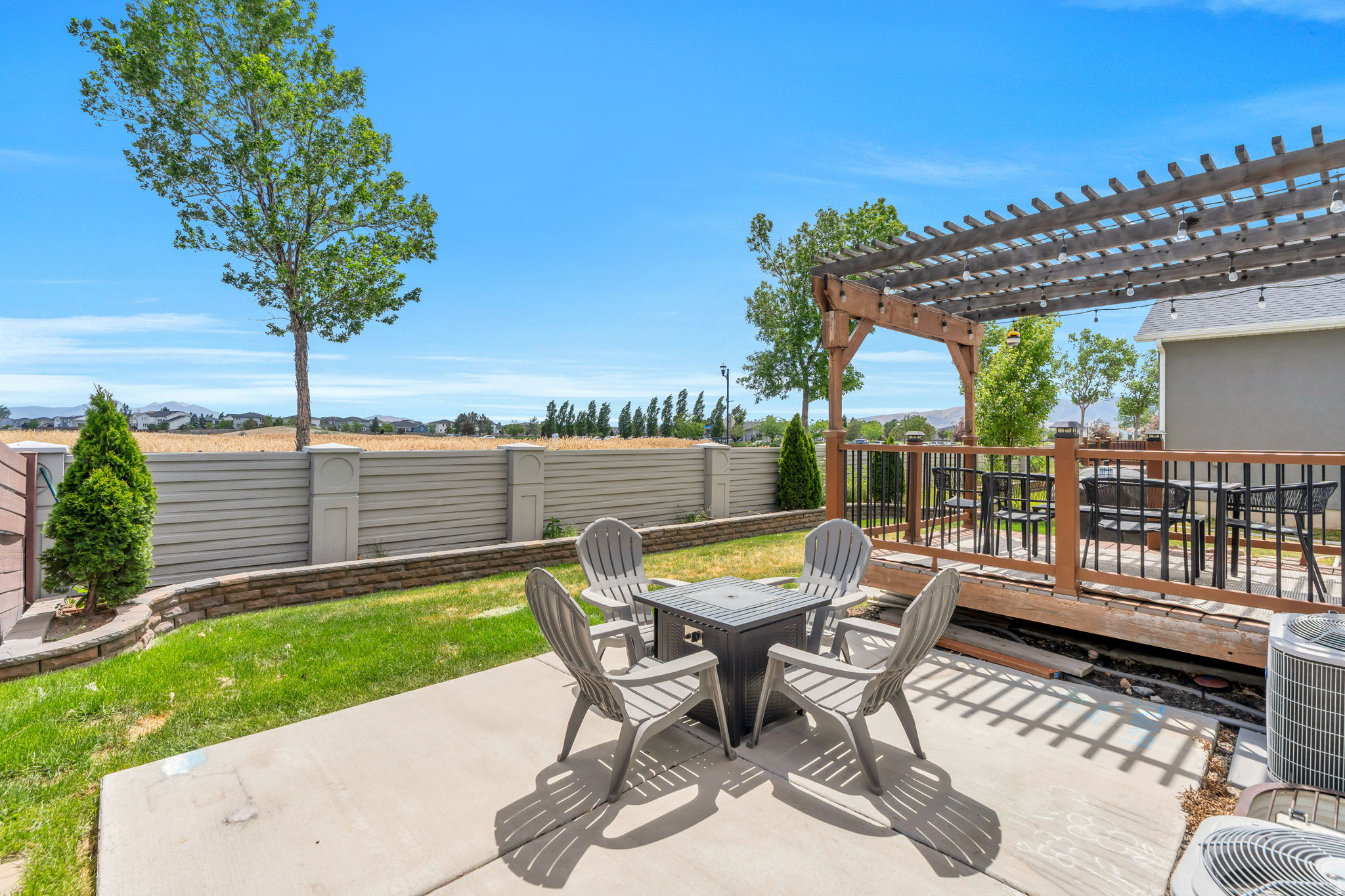 CASCADE AT WATERS EDGE - Residential