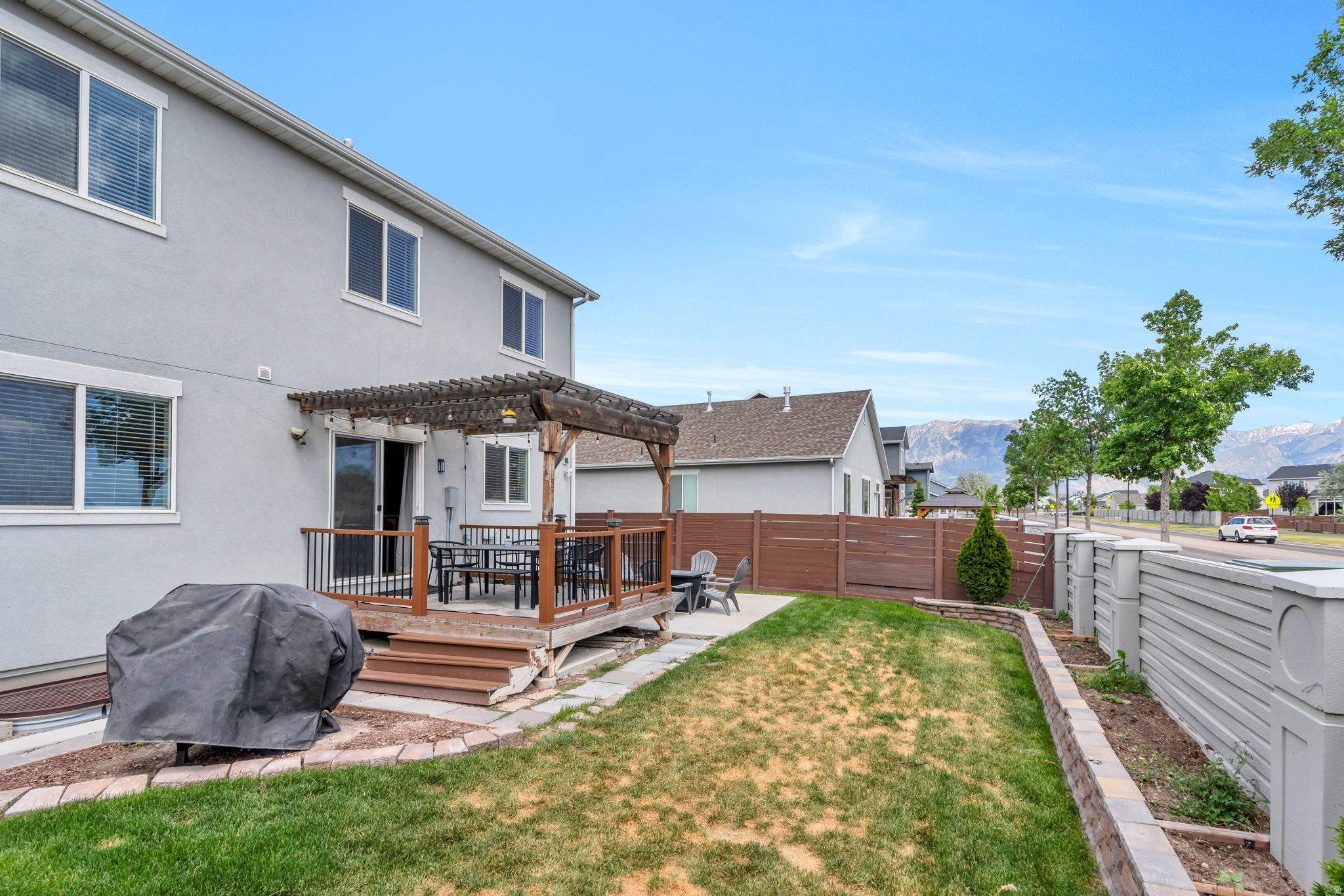 CASCADE AT WATERS EDGE - Residential