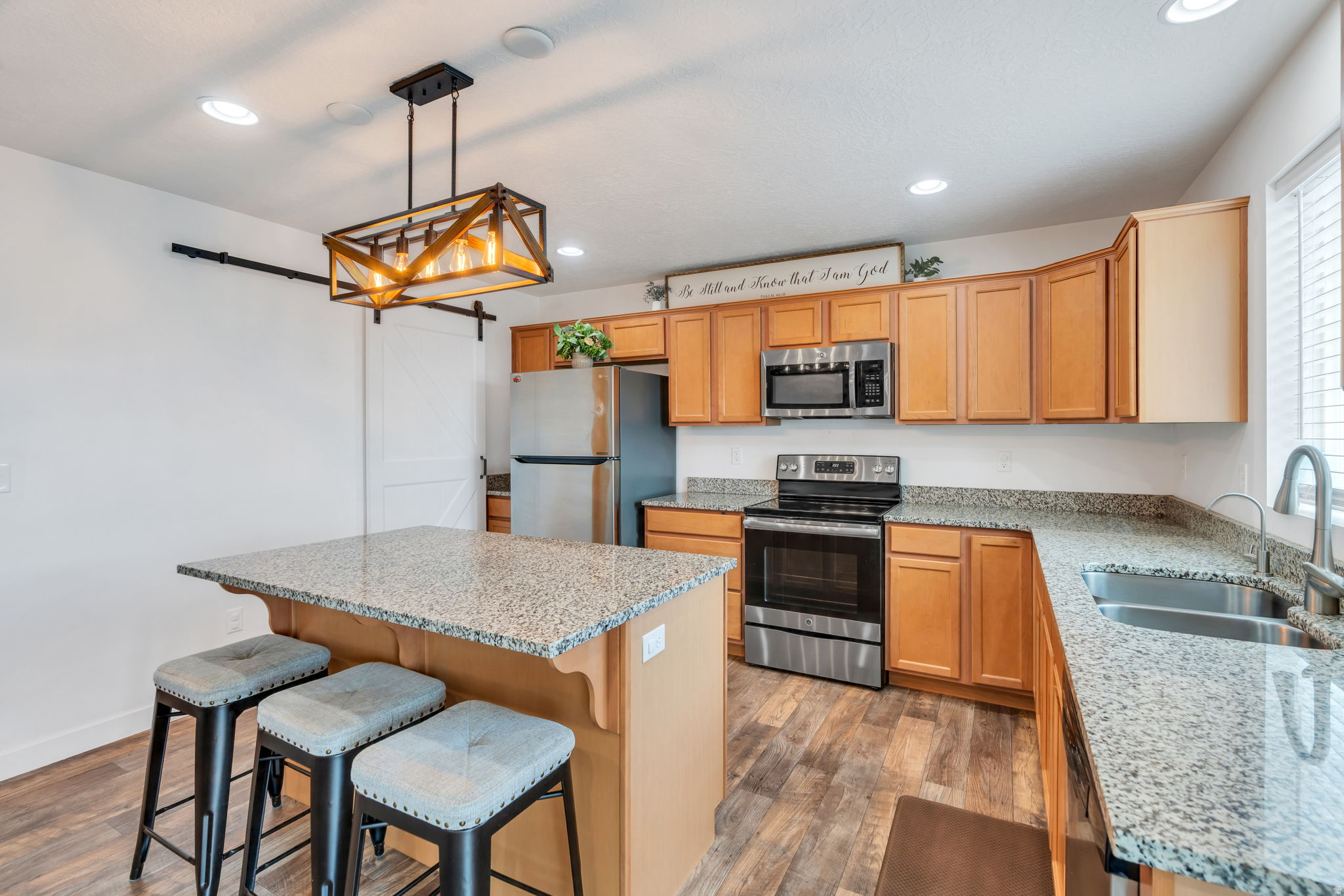 CASCADE AT WATERS EDGE - Residential