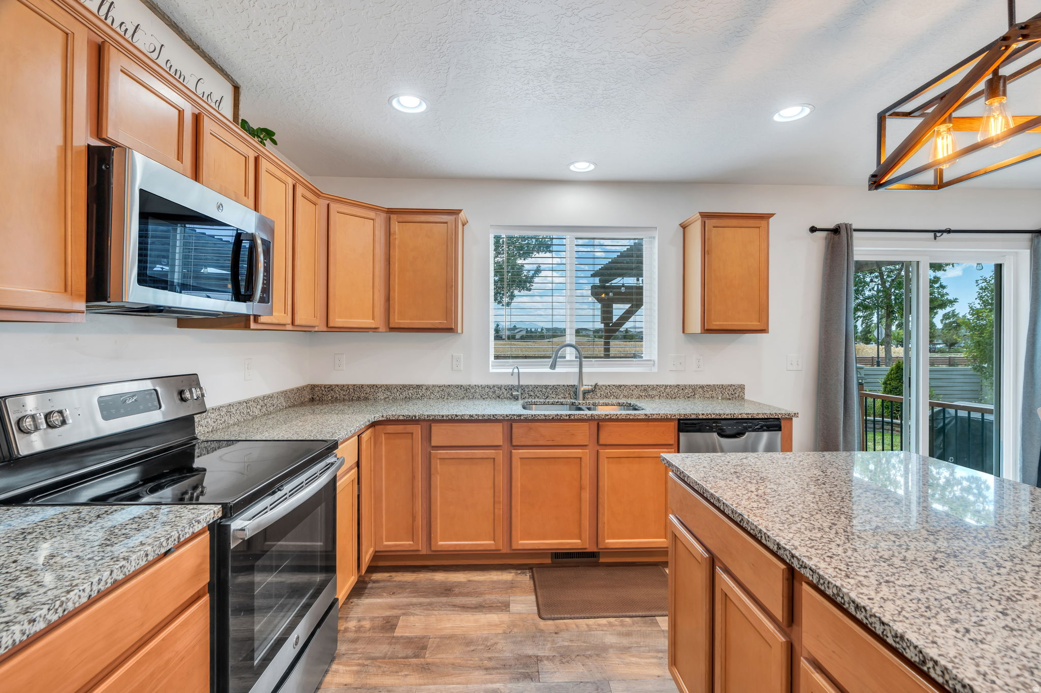 CASCADE AT WATERS EDGE - Residential