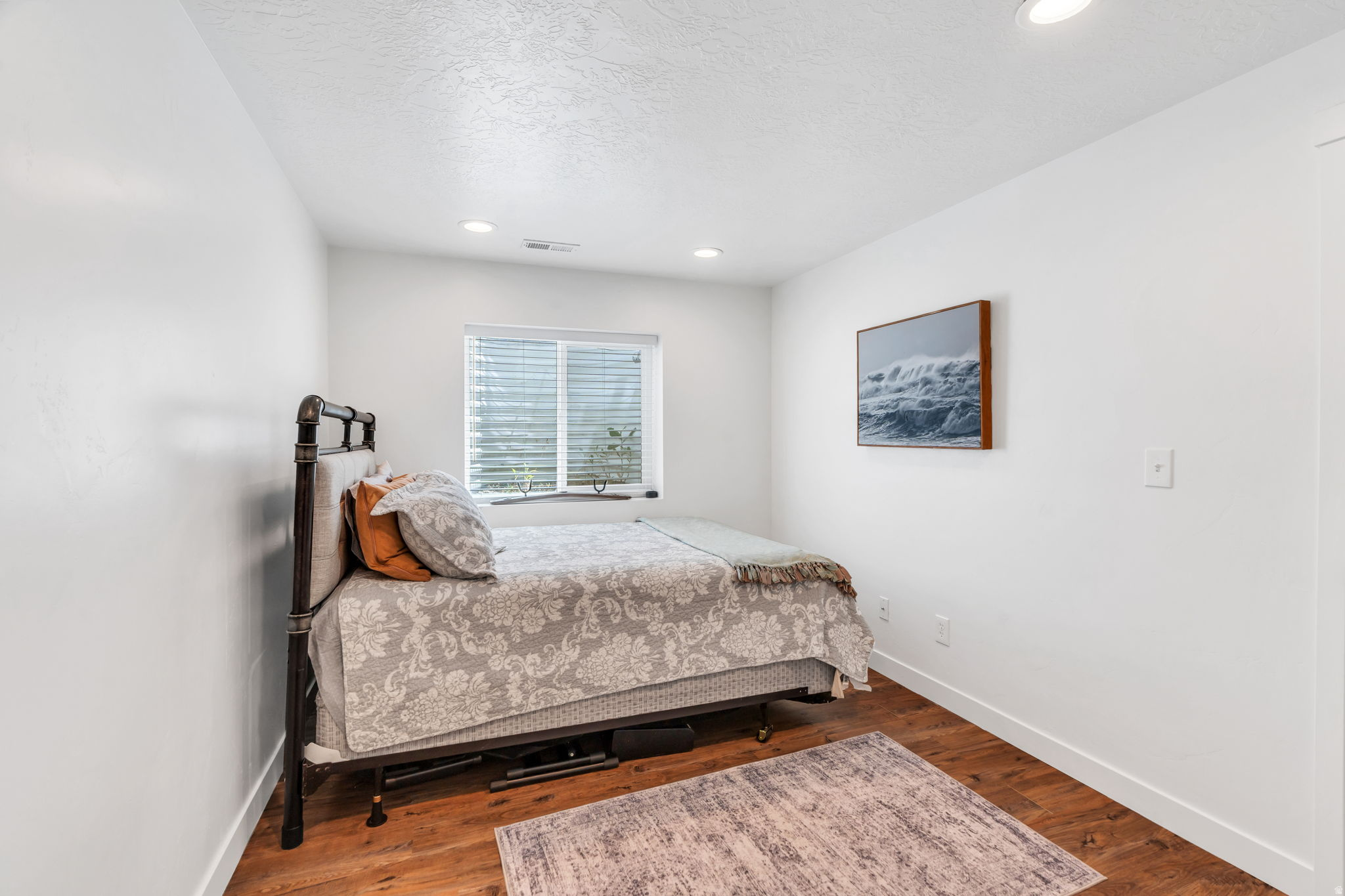 CASCADE AT WATERS EDGE - Residential