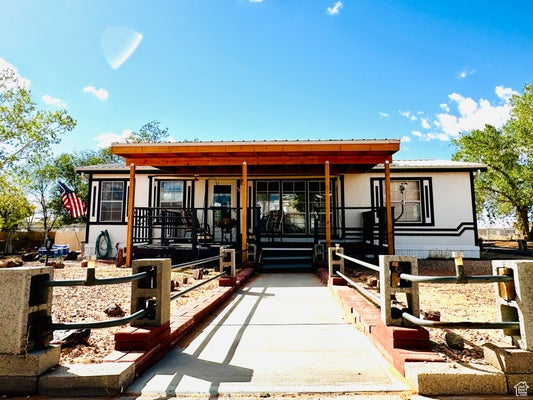 82 POWELL DR 77, LAKE POWELL, UT 84533 - Image df2b9294a15d2000eab9d1e7144a5f89/3871263455