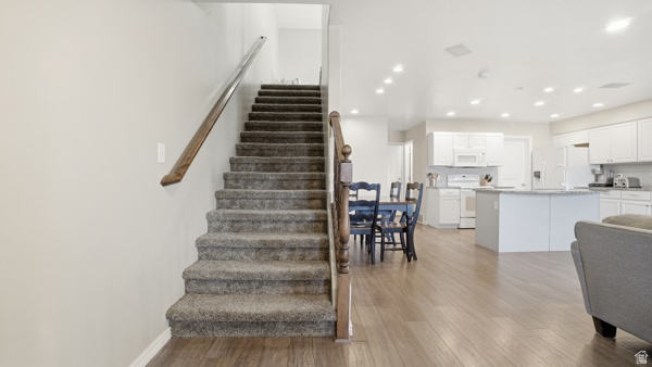 MAPLE MOUNTAIN - Residential