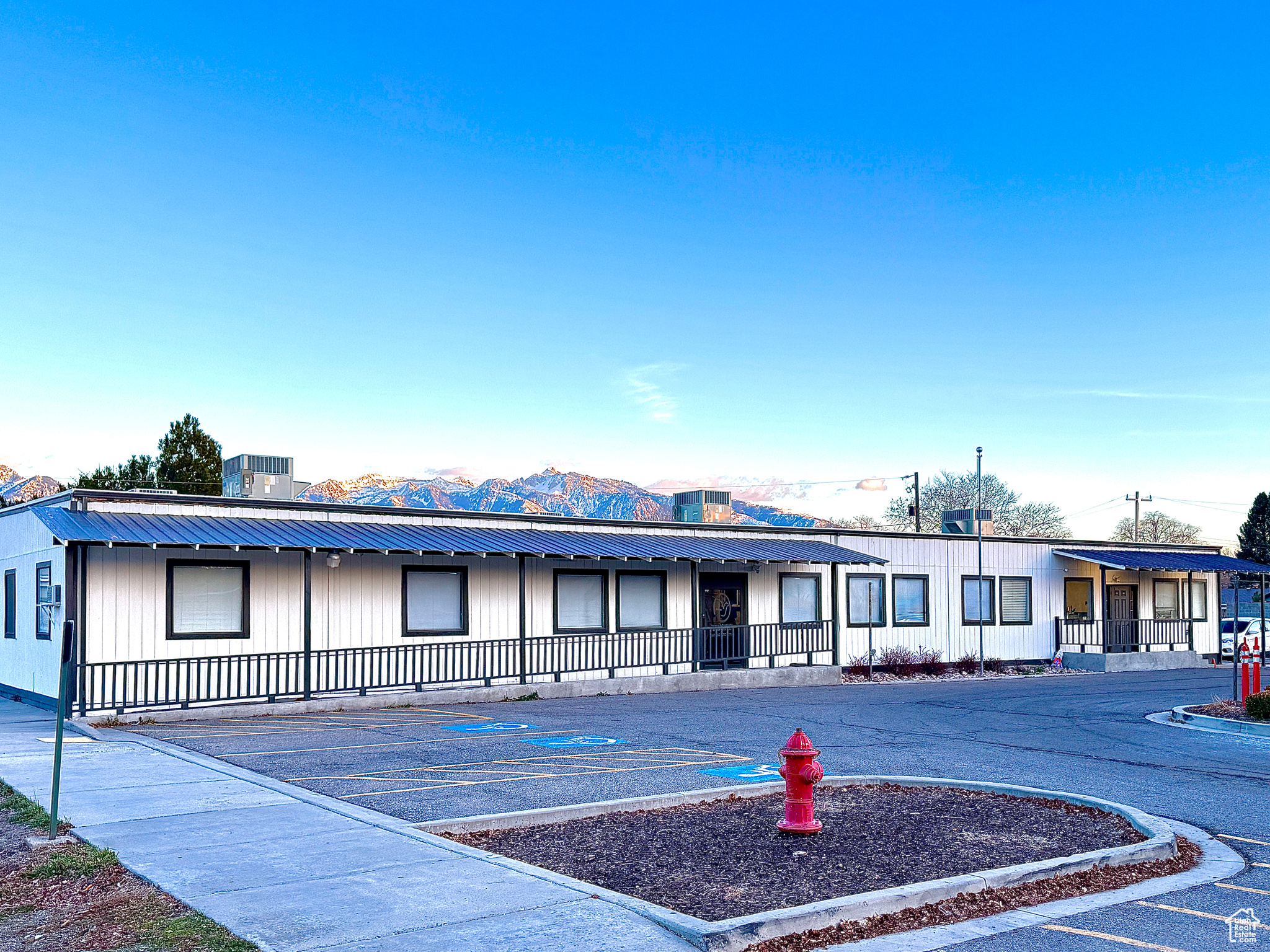 7681 S 2200, West Jordan, Utah image 3