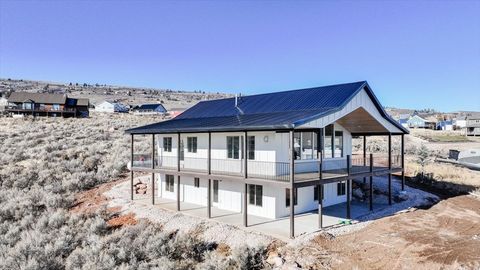 Photo of 2710 S DRIVER CIR, Garden City, UT 84028 (MLS # 2127197)