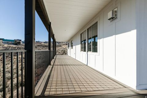 Tiny photo for 2710 S DRIVER CIR, Garden City, UT 84028 (MLS # 2127197)
