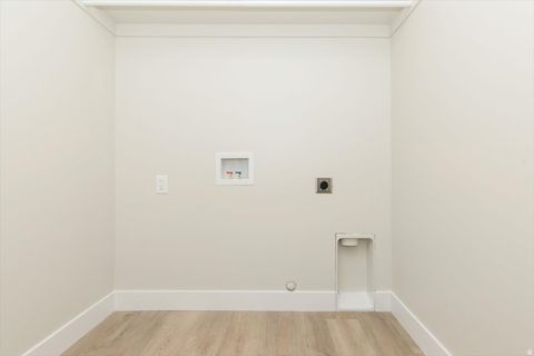 Tiny photo for 2710 S DRIVER CIR, Garden City, UT 84028 (MLS # 2127197)