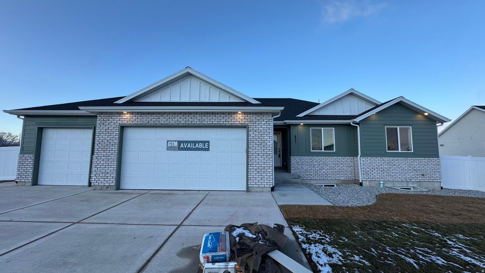 MATTHEWS MEADOWS - Residential