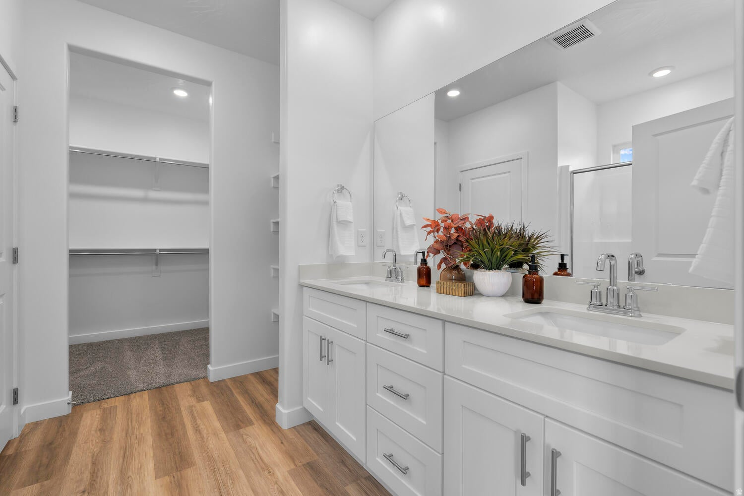 LONG VALLEY - Residential