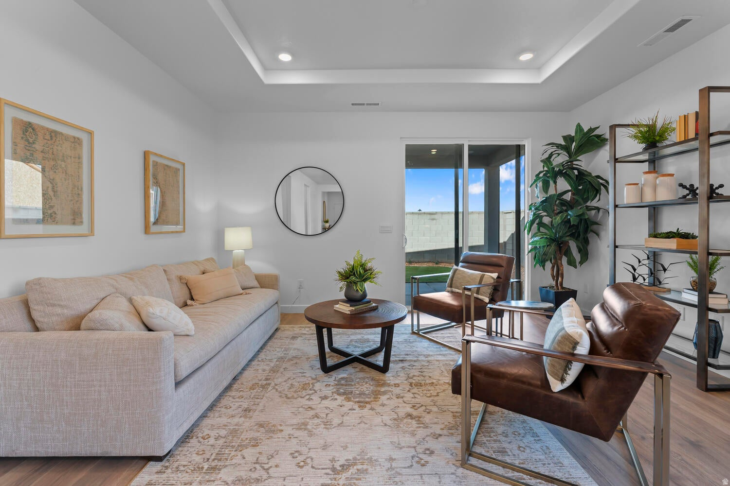 LONG VALLEY - Residential