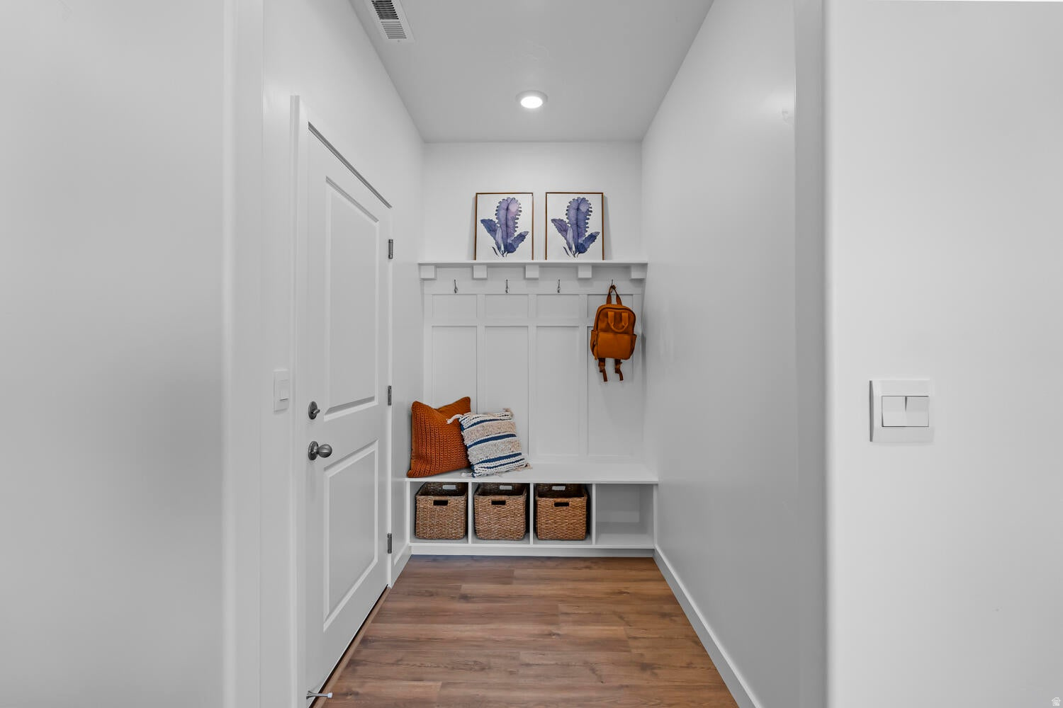 LONG VALLEY - Residential